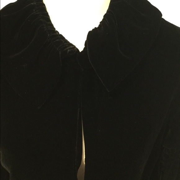 CAbi Black Opera Swing Velvet Cape S - Picture 3 of 8